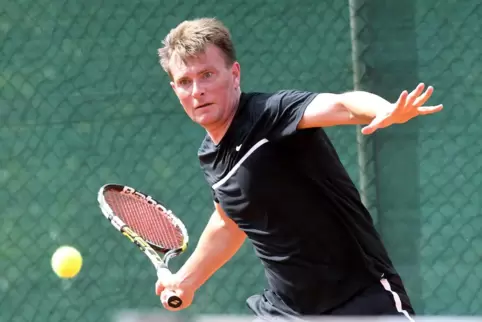 David Faul geht als Kapitän der Herren 40 des TC Kirchheimbolanden ins Spiel gegen den TC Offenbach-Hundheim.