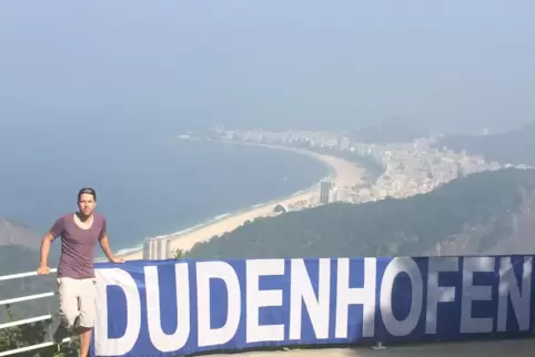 Höhepunkt für die Nationalmannschaft und ihren Edelfan: Michael Malmer bei der Weltmeisterschaft in Brasilien.