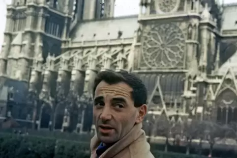 Seit ihm Edith Piaf eine Schmalspurkamera geschenkt hatte, filmte sich Charles Aznavour selbst. 