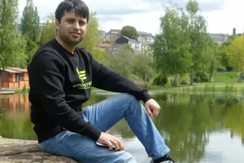 Enayatullah Safi flüchtete als 16-Jähriger vor den Taliban nach Deutschland. Heute arbeitet er als Zerspanungsmechaniker in Pirm