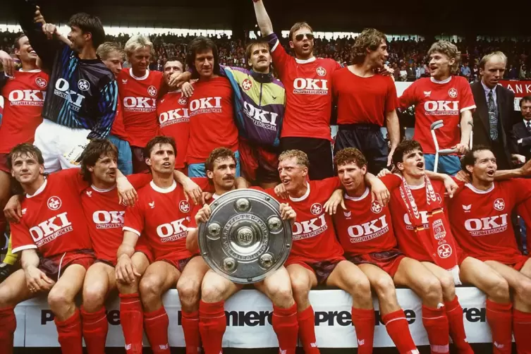 Sowas hat man lange nicht geseh’n ...: Der 1. FC Kaiserslautern wird am 15. Juni 1991 in Köln deutscher Fußballmeister. 