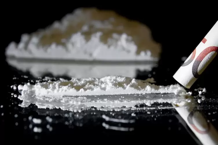 Verbotener Kokainkonsum: Geld- und Gesundheitskiller.