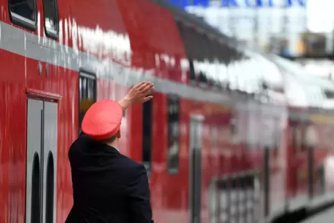 Die Hemmschwelle, gegenüber Bahnpersonal Gewalt anzuwenden, sinkt.
