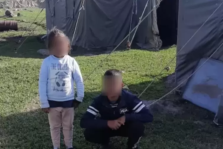 Die abgeschobene Familie lebt nach eigener Aussage derzeit in einem Zelt in Armenien.
