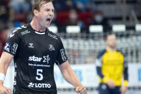 Ein Weltstar kommt am Sonntag nach Ludwigshafen: Sander Sagosen kann mit dem THW Kiel wieder Meister werden. Allerdings muss der
