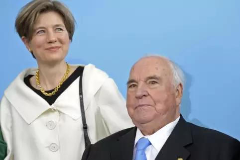 Maike Kohl-Richter und Helmut Kohl anlässlich der Feierstunde zum 80. Geburtstag des Altkanzlers am 5. Mai 2010 im Pfalzbau.