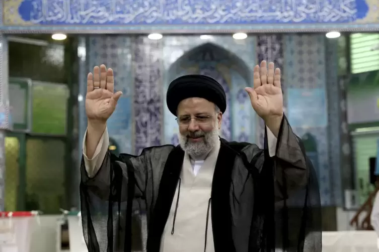 Er wird ab August die iranische Regierung anführen: Ebrahim Raisi. Er war zuletzt Justizchef der Islamischen Republik. 