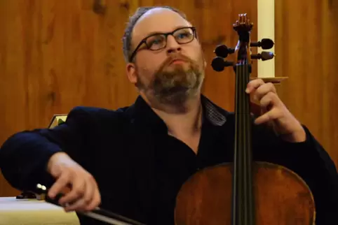 Cellist Peter Tilling ist am 27. Juni beim Gottesdienst in der Martin-Luther-Kirche zu erleben. 