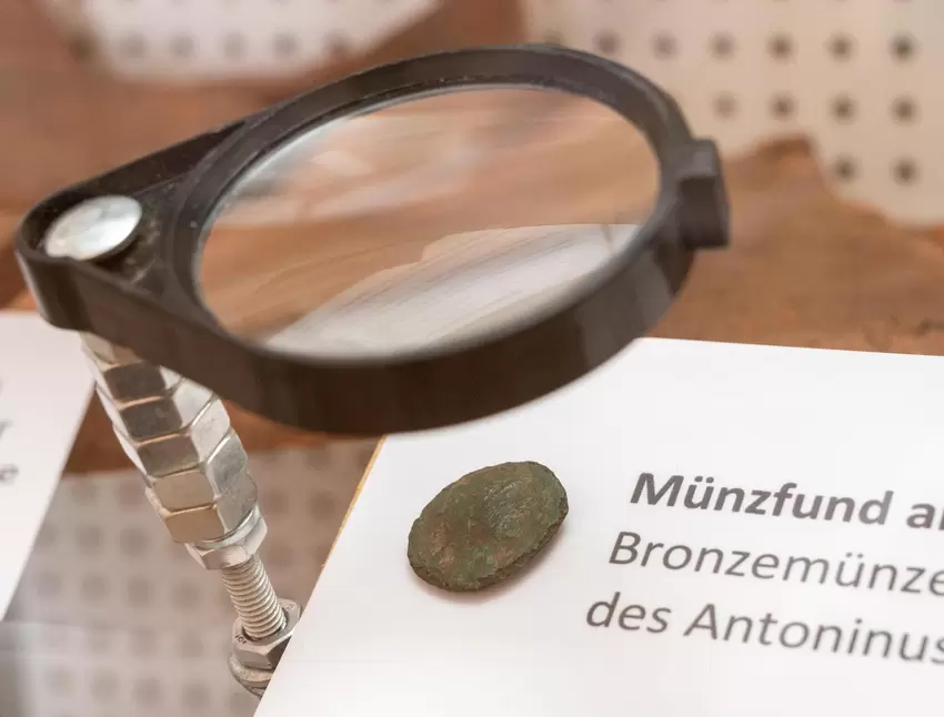 Bronzemünze aus der Römerzeit.