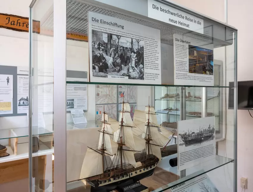 Weiteres Thema, das im Museum behandelt wird: Auswanerung.
