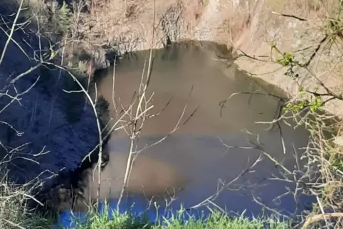 Das Wasser darf eine bestimmte Höchstgrenze nicht überschreiten.