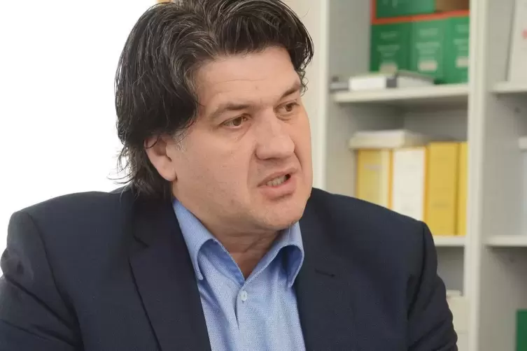 Zust&auml;ndig f&uuml;r die Kinderg&auml;rten im Kreis: der Beigeordnete Peter Spitzer.