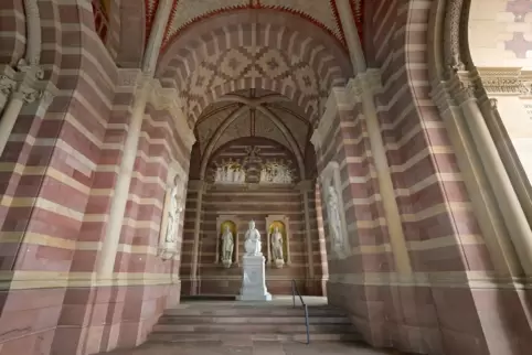 Dom-Vorhalle: Ein Dudenhofener baute sie.