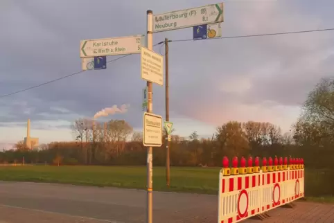 Fahrradfahrer und Fußgänger sind weiter willkommen. 