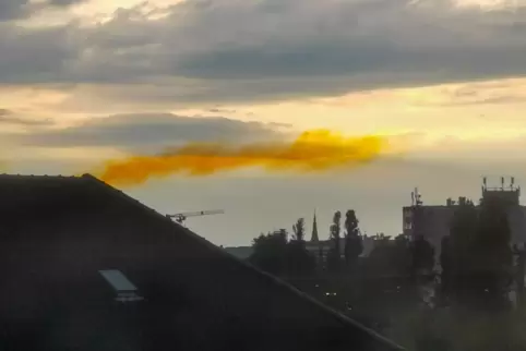 Die farbige Wolke war noch von Weitem zu sehen.