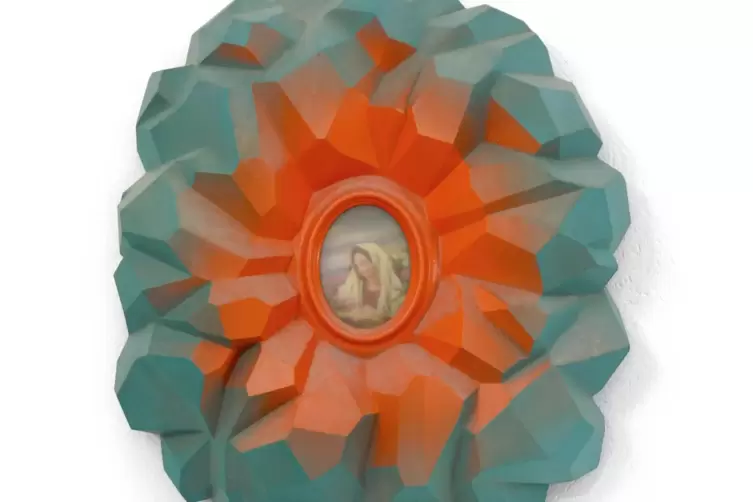 &bdquo;First Morning&ldquo; von Thomas Behling (2015): Um die Madonna mit Kind inmitten von Rosen ein Rahmen aus Kunststoffschaum. 