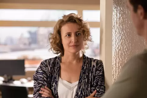 Verliebt sie sich in einen Androiden? Maren Eggert in Maria Schraders „Ich bin dein Mensch“.