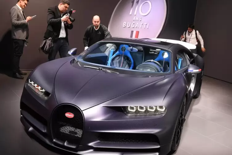 Die Bugatti-Sportwagen sind sehr exklusic – und sehr teuer. Das Foto zeigt einen Bugatti Chiron Sport. 
