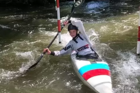 Wsf-Kanutin Britta Jung paddelte in Waldkirch zu einem Doppelsieg. Wsf-Kanutin Britta Jung paddelte in Waldkirch zu einem Doppelsieg.