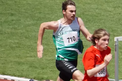 Am Ende lag Niklas Linder (links) in den Rennen über 400 und 100 Meter ganz vorne. 