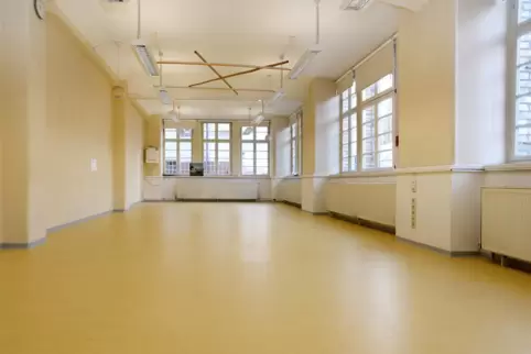 Leerer Veranstaltungsraum des Seniorenbüros: auf dem Foto 2014 nach der Sanierung. 