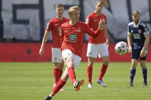 Zurück beim FCK: der ideenreiche, technisch starke Defensivspieler Felix Götze. 