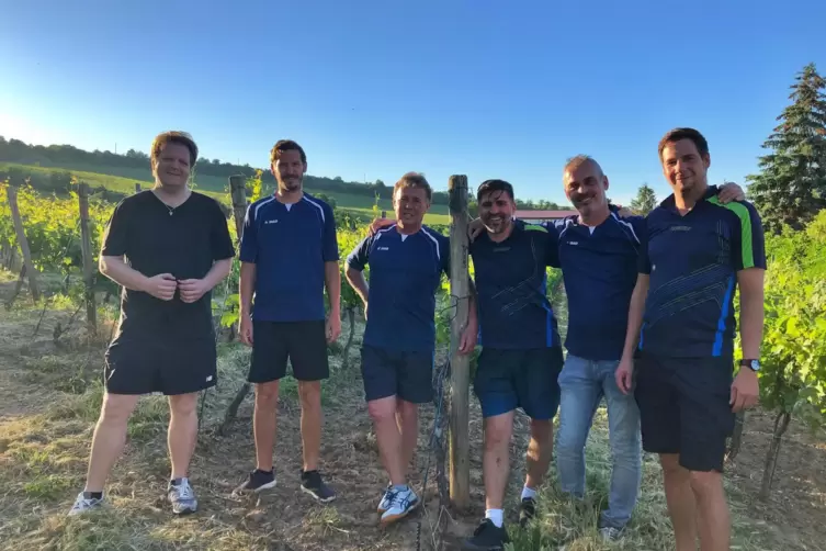 Das Team Top Spin TVK beim Ausflug in die Weinberge (von links): Jochen Person, Steffen Stapf, Karlheinz Hensel, Patrick Schneid