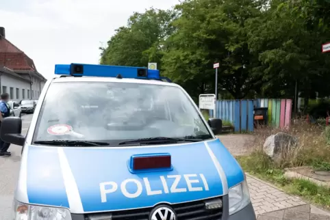 Leider Polizeieinsatz nötig: Impfaktion am „Purrmann“.