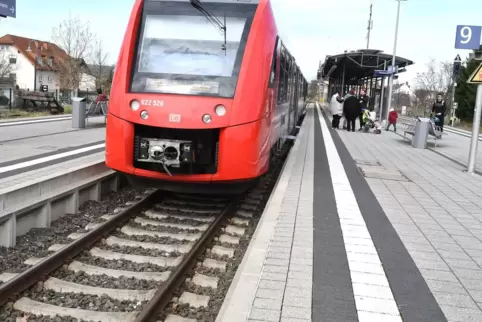 Zwischen Dürkheim und Freinsheim fahren bis Ende August keine Züge.