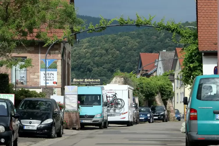 Auch mit einem Verkehrschaos in der Klosterstra&szlig;e rechnen Kritiker des Bauprojektes. 