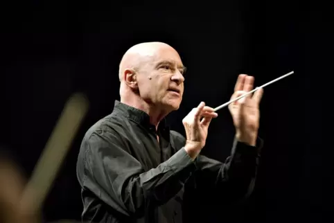 Der Dirigent Christoph Eschenbach gastiert in der Reihe „The Big Four“ in Ludiwgshafen. 