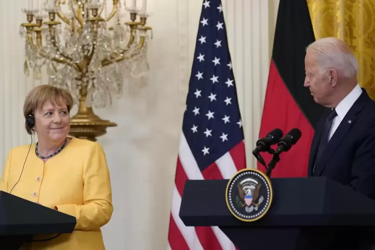 „Eigentlich kennt sie das Oval Office so gut wie ich“, sagte US-Präsident Joe Biden beim Treffen mit Angela Merkel im Weißen Hau