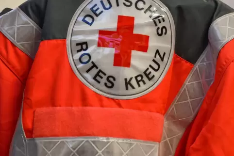Die Helfer des Roten Kreuzes wollen den Menschen in Ahrweiler eine psychosoziale Notbetreuung anbieten. 