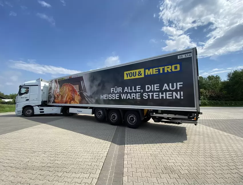 Die Metro stellte einen Kühllaster zur Verfügung.