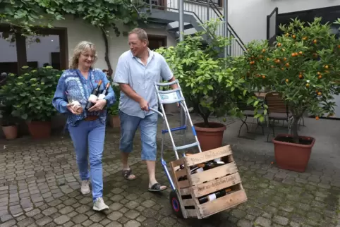 Unterwegs zu ihren Kunden: Sophie und Marc Silbernagel. 