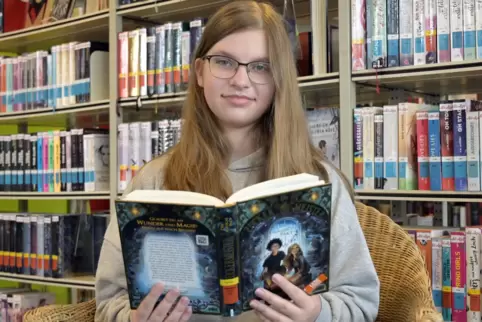 Sofie Pausch kann sich mit der Protagonistin Elina aus „Die Zuckermeister – Der Magische Pakt“ gut identifizieren.