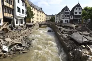 Per SMS könnten mehr Menschen vor Gefahren wie Überschwemungen gewarnt werden, hier ein Foto aus Bad Münstereifel.