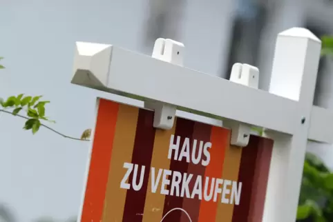 Um durchnittlich 7,4 Prozent sind die Preise für bestehende Häuser in den untersuchten Städten zuletzt gestiegen.