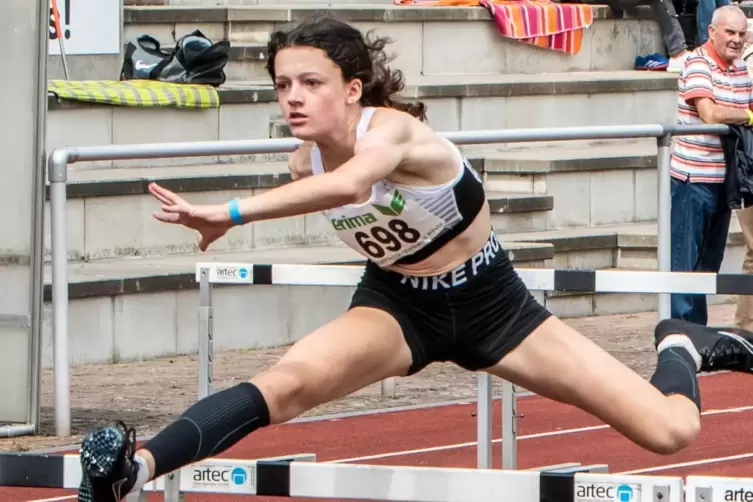 Ronja Walthaner, Schnellste in 12,13 Sekunden. 