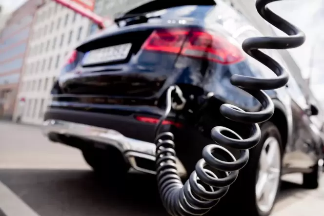 In Deutschland machen reine E-Autos gut 12 Prozent der Neuzulassungen aus. In Deutschland machen reine E-Autos gut 12 Prozent der Neuzulassungen aus.