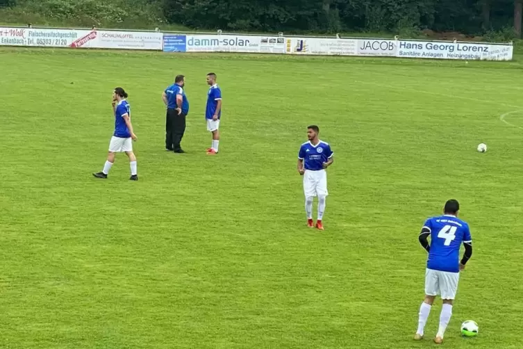 Viel Kommunikationsbedarf: Die neue Truppe muss erst zusammenfinden. Fast ein Dutzend Spieler sind gegangen, ein paar neue gekom