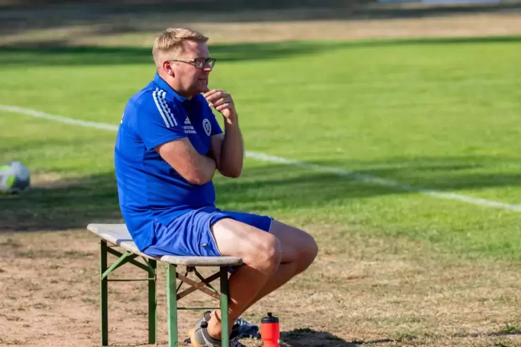 Wurde ausgewechselt: Trainer Stephan Ruby. 