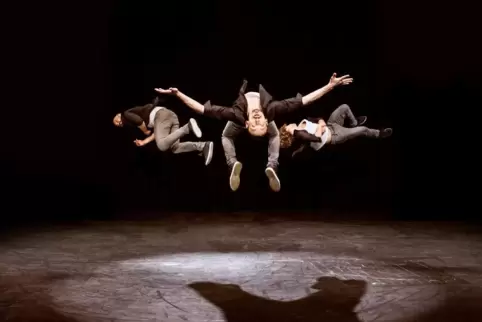 Tridiculous verbinden Musik, Artistik, Comedy, Beatbox und Breakdance. 