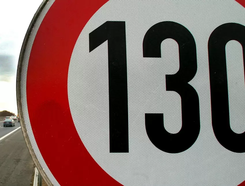 Der Deutsche Verkehrssicherheitsrat hält Tempo 130 auf Bundesautobahnen für eine geeignete, kostengünstige und einfach umzusetze
