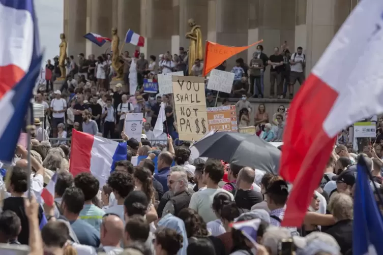 Demonstranten bei einer Protestaktion in Paris am Samstag.