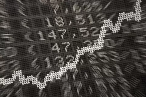 Inzwischen ist der Deutsche Aktienindex Dax vom bisherigen Höchststand nur etwas mehr als 100 Punkte entfernt. 