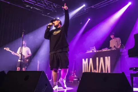 Heizt das Publikum an: Rapper Majan.