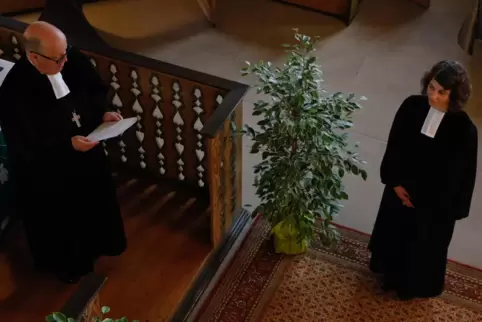 Dekan Matthias Schwarz und Anja Best.