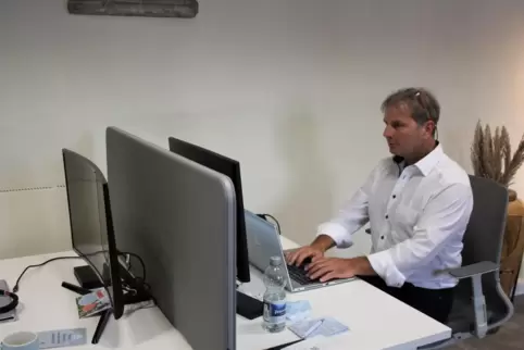 Thomas Noe lobt die Atmosphäre im Co-Working-Space. 