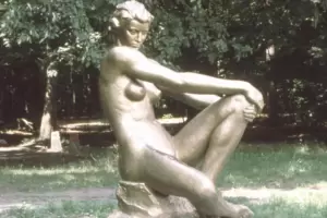 Gilt nun doch als Eigentum eines Bad Dürkheimers: Bronze-Statue vor ihrem mysteriösen Verschwinden auf einem Militärgelände in d
